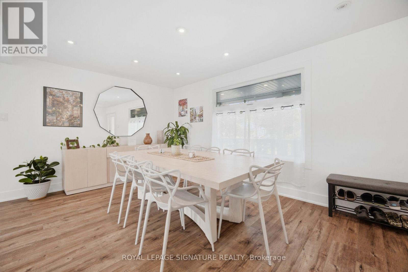 45 Furnival Road, Toronto, Ontario  M4B 1W4 - Photo 11 - E13801488