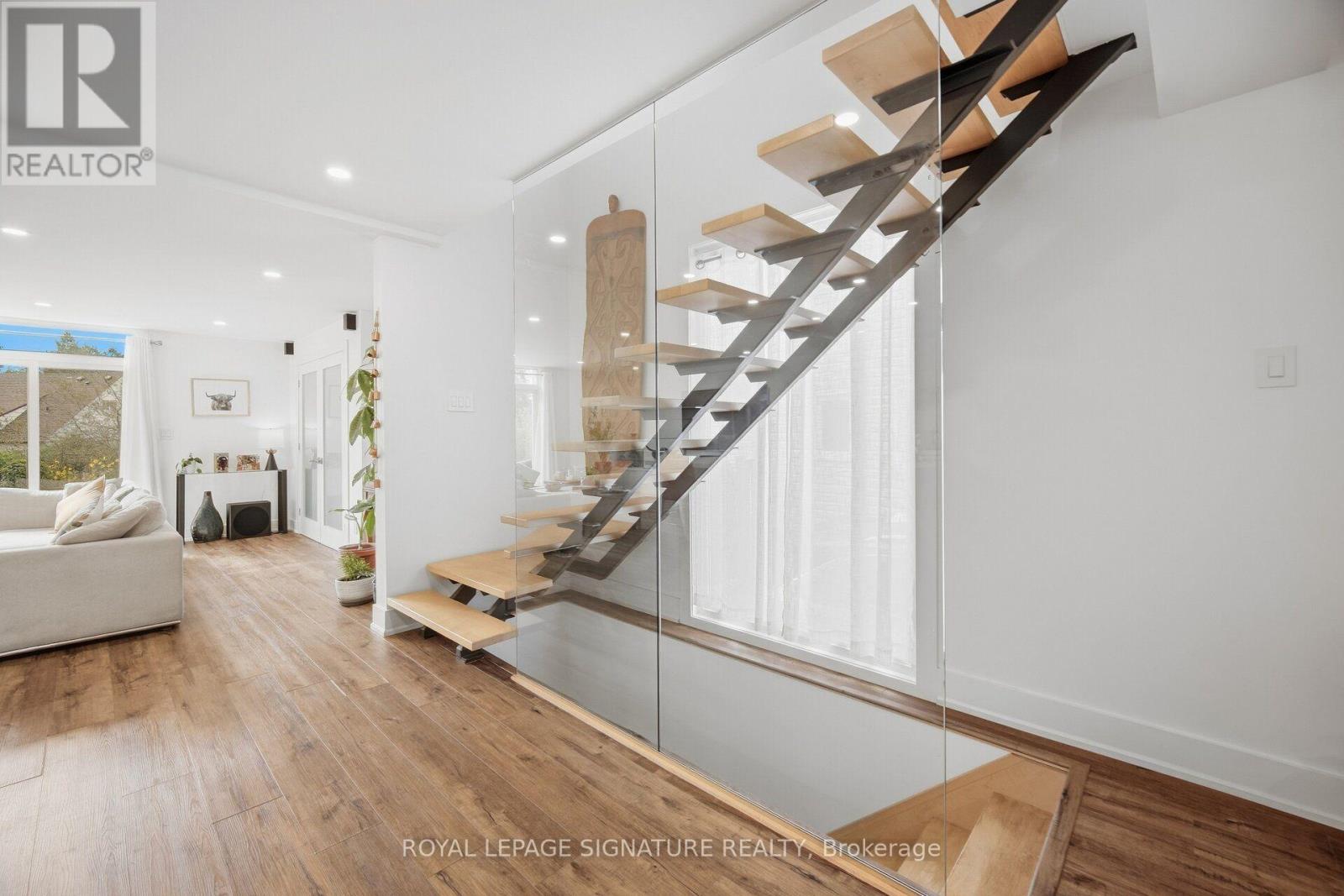 45 Furnival Road, Toronto, Ontario  M4B 1W4 - Photo 24 - E13801488