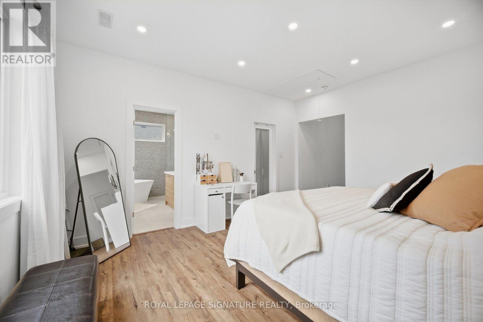 45 Furnival Road, Toronto, Ontario  M4B 1W4 - Photo 30 - E13801488