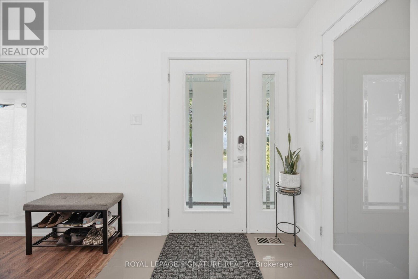 45 Furnival Road, Toronto, Ontario  M4B 1W4 - Photo 8 - E13801488