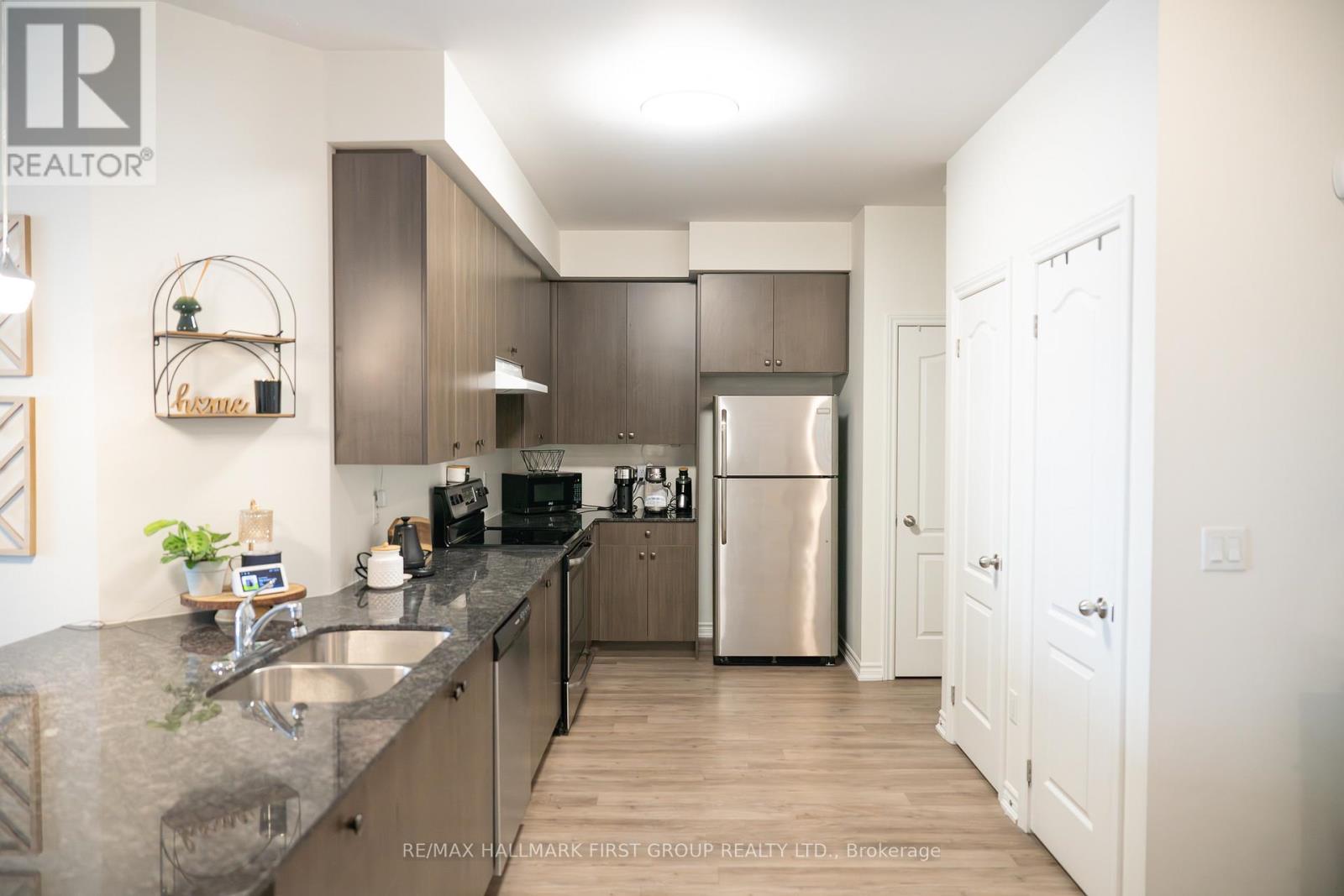 33 - 1430 Gord Vinson Avenue, Clarington, Ontario  L1E 0J6 - Photo 5 - E13801490