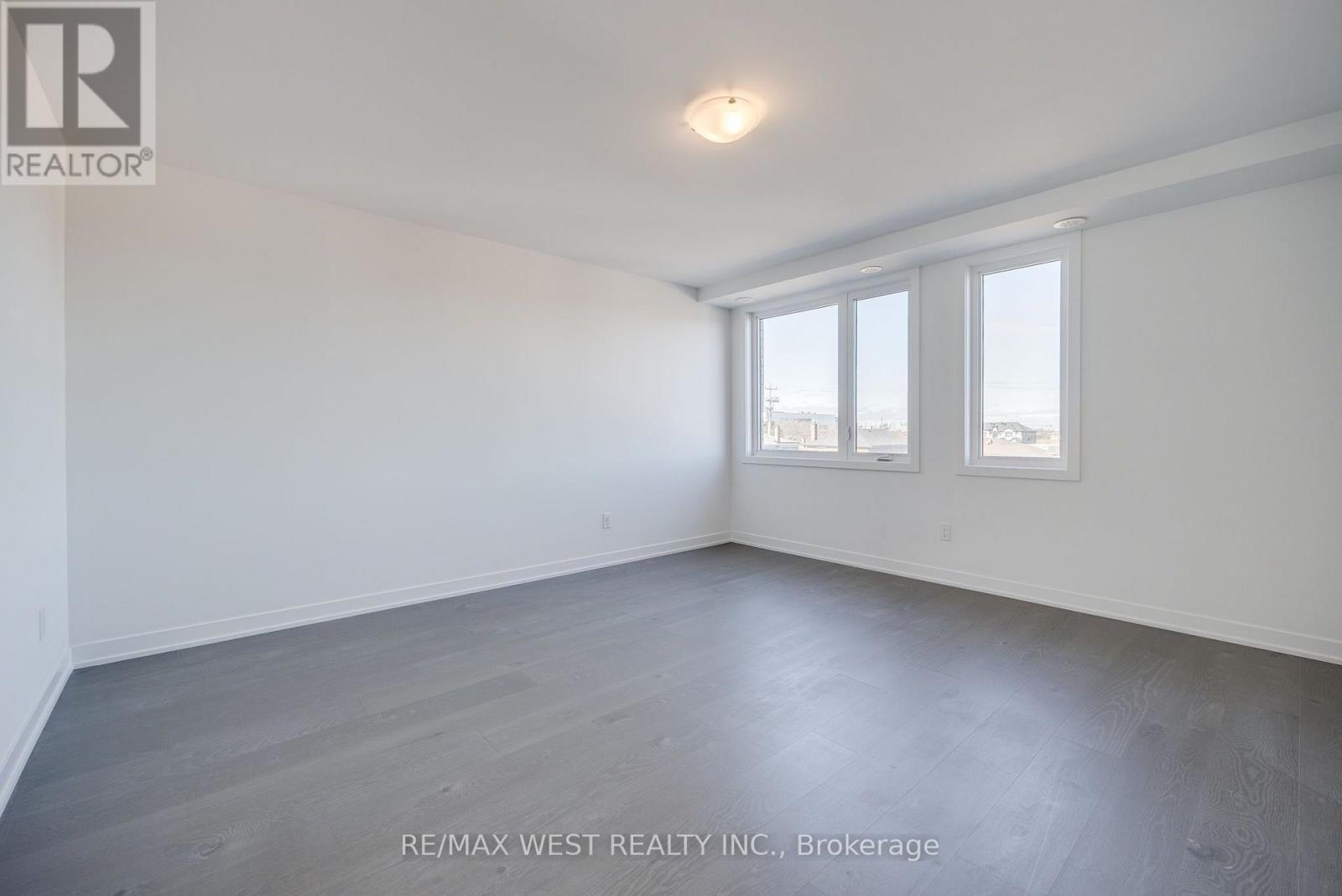 122 Green Gardens Boulevard, Toronto, Ontario  M6A 0E5 - Photo 23 - C13798352