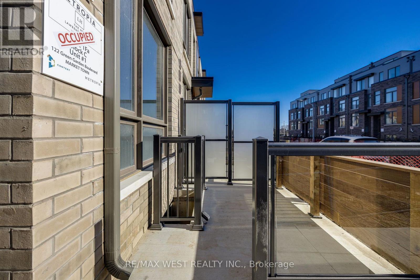 122 Green Gardens Boulevard, Toronto, Ontario  M6A 0E5 - Photo 30 - C13798352