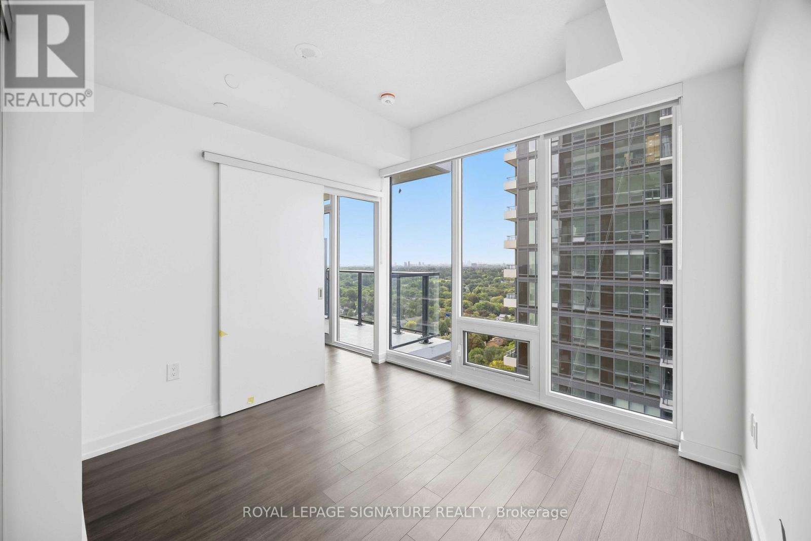 2216 - 4010 Eglinton Avenue W, Toronto, Ontario  M9A 0G5 - Photo 15 - W13776802