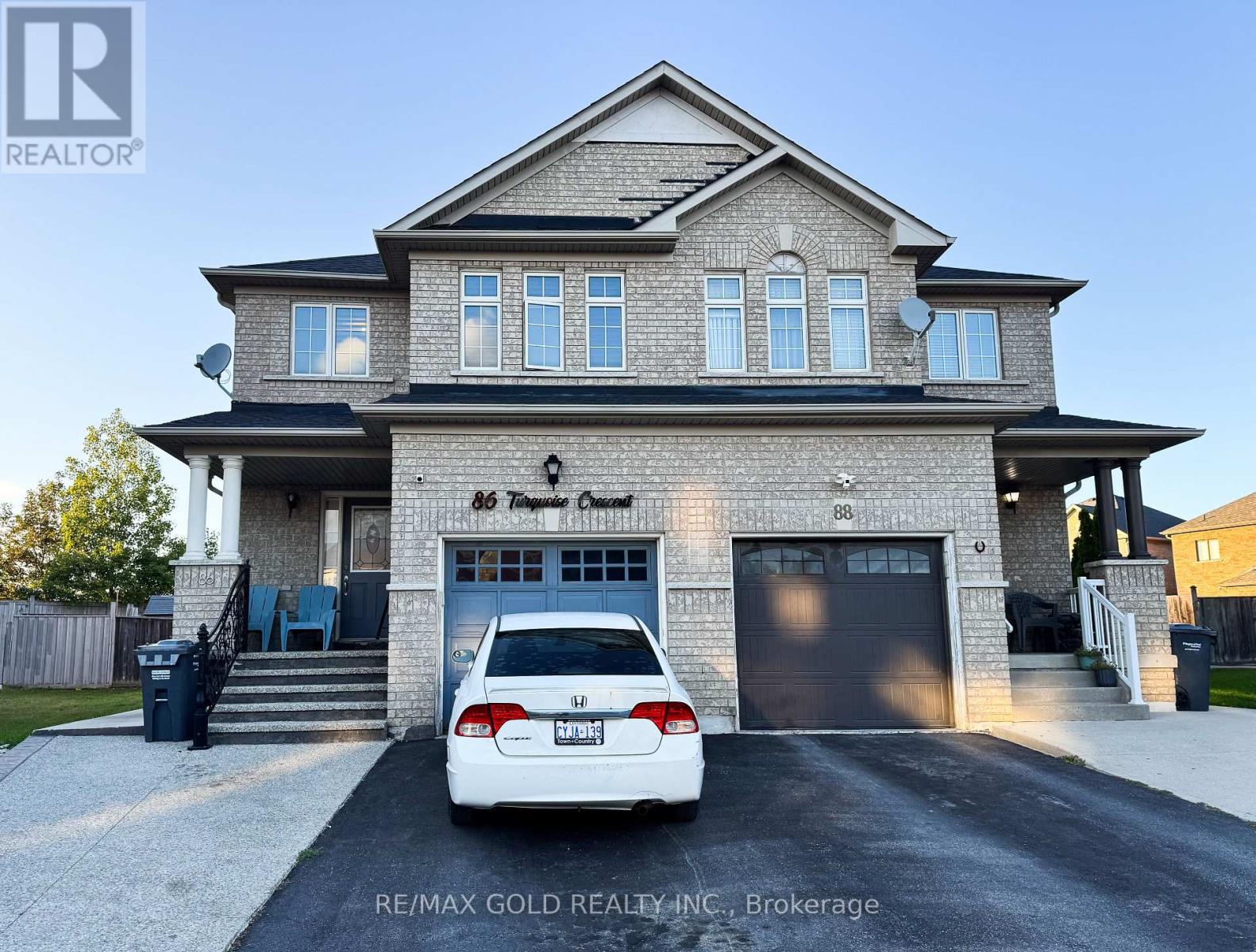 86 TURQUOISE CRESCENT, Brampton, Ontario
