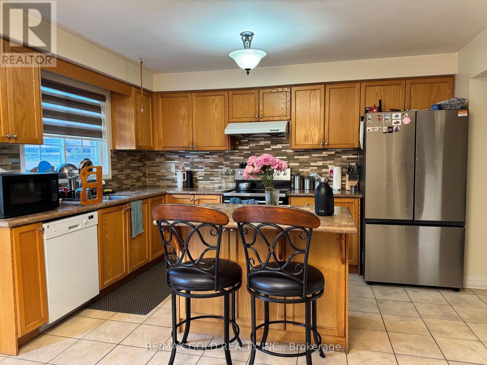 86 Turquoise Crescent, Brampton, Ontario  L6P 0Z8 - Photo 11 - W13798708