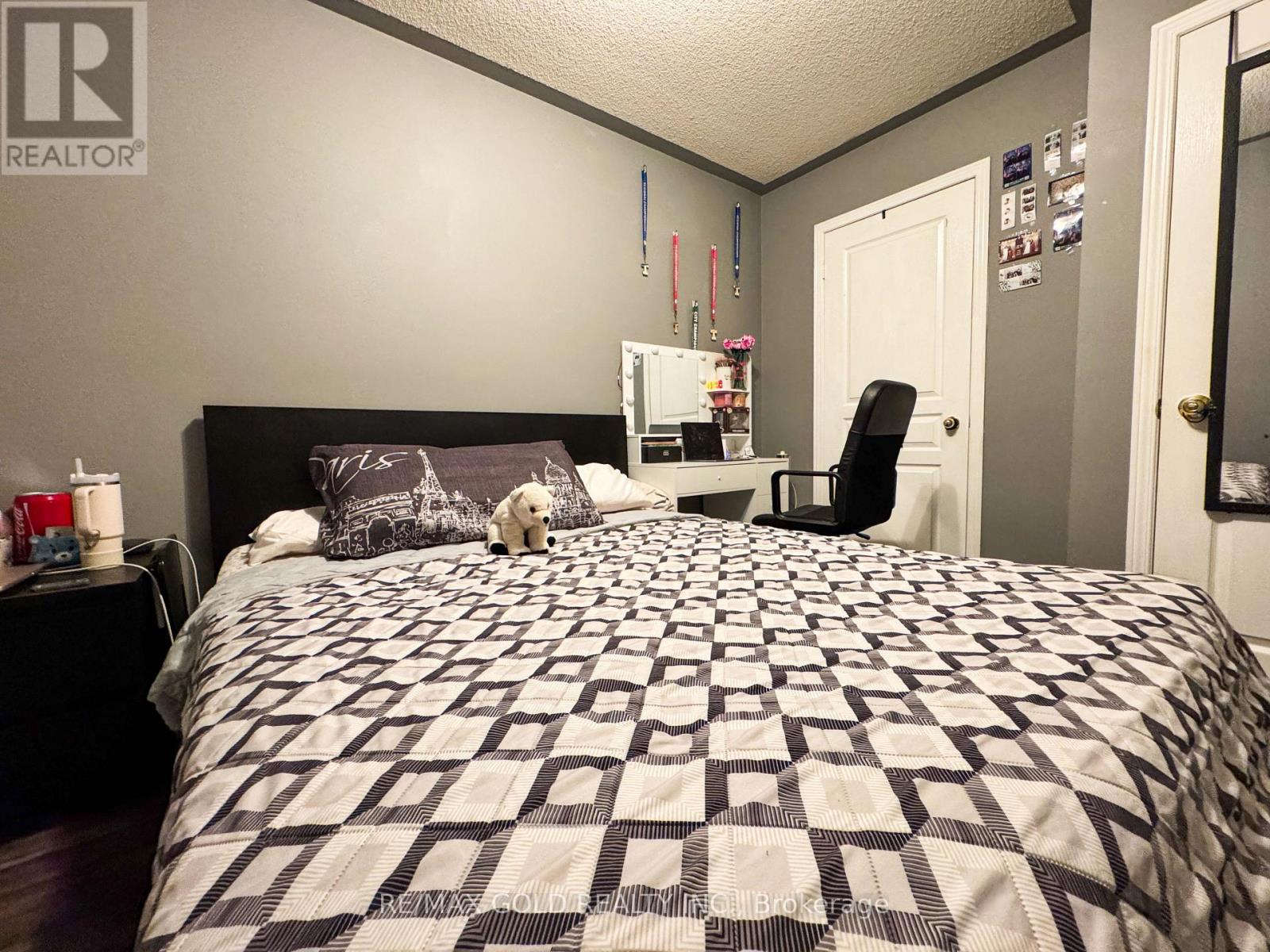 86 Turquoise Crescent, Brampton, Ontario  L6P 0Z8 - Photo 24 - W13798708