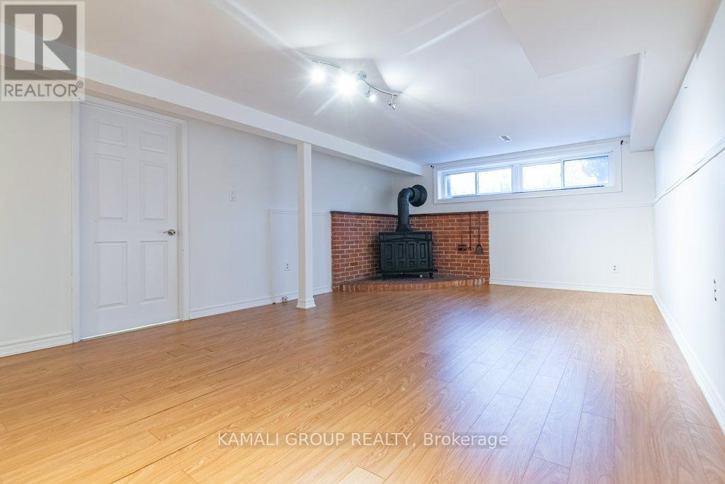Bsmt - 25 Hillview Drive, Newmarket, Ontario  L3Y 4Y3 - Photo 3 - N13801202