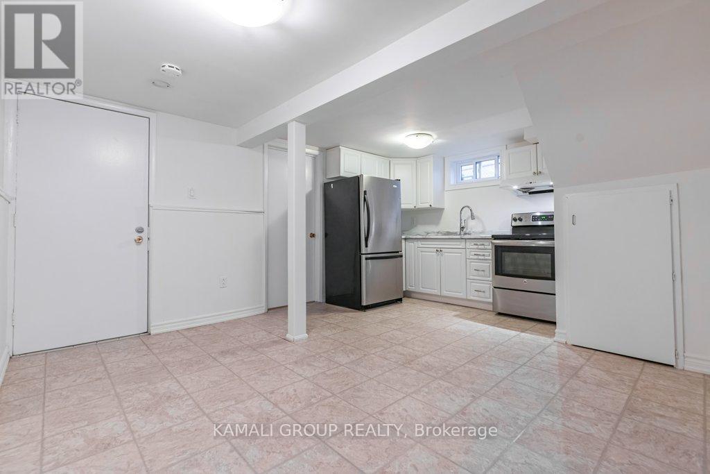 Bsmt - 25 Hillview Drive, Newmarket, Ontario  L3Y 4Y3 - Photo 5 - N13801202
