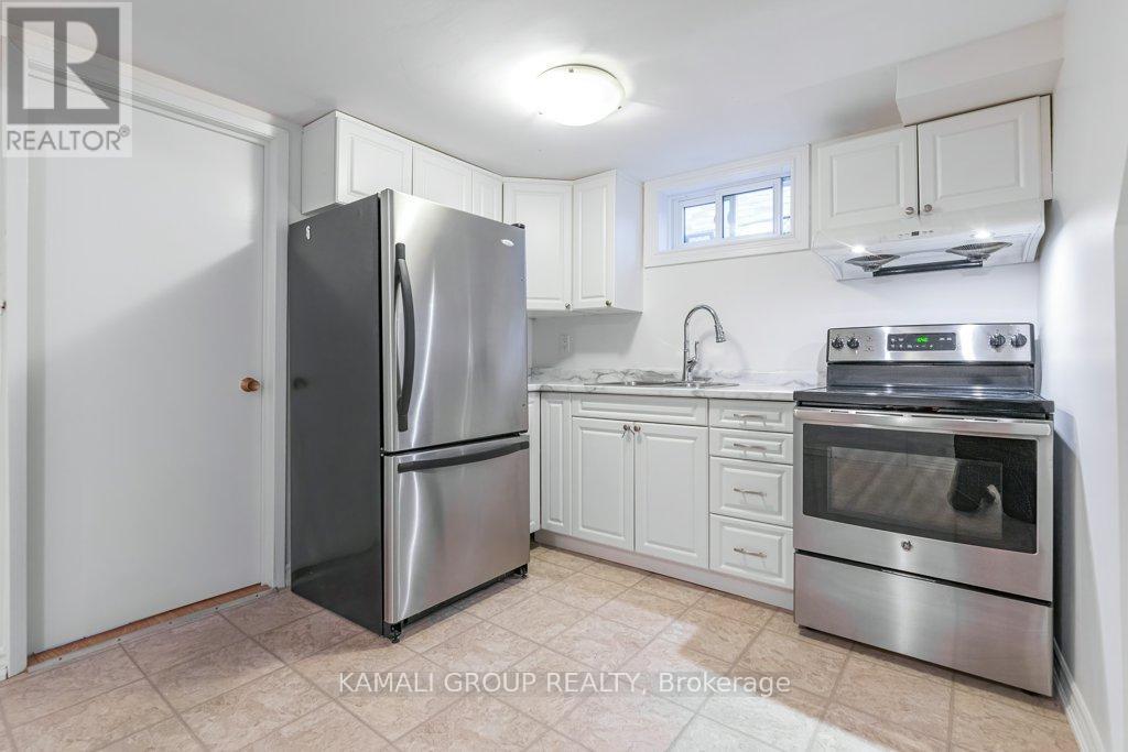 Bsmt - 25 Hillview Drive, Newmarket, Ontario  L3Y 4Y3 - Photo 6 - N13801202