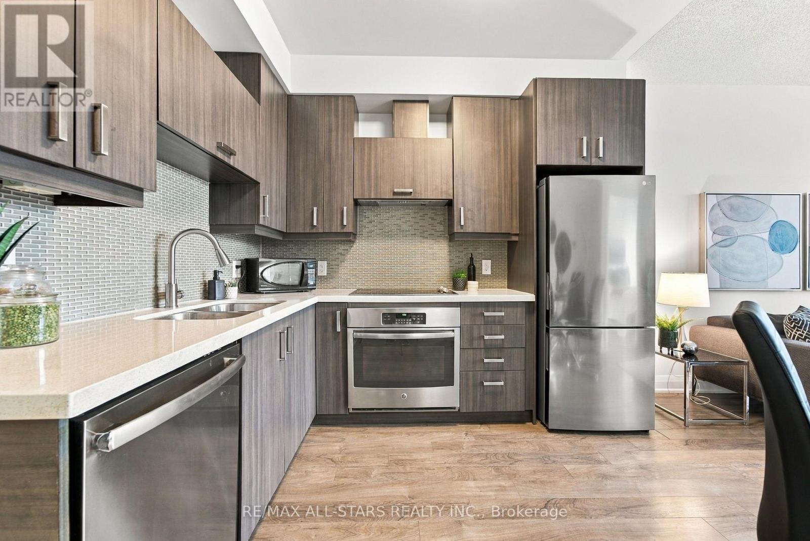 312 - 28 Uptown Drive, Markham, Ontario  L3R 5M5 - Photo 6 - N13801208