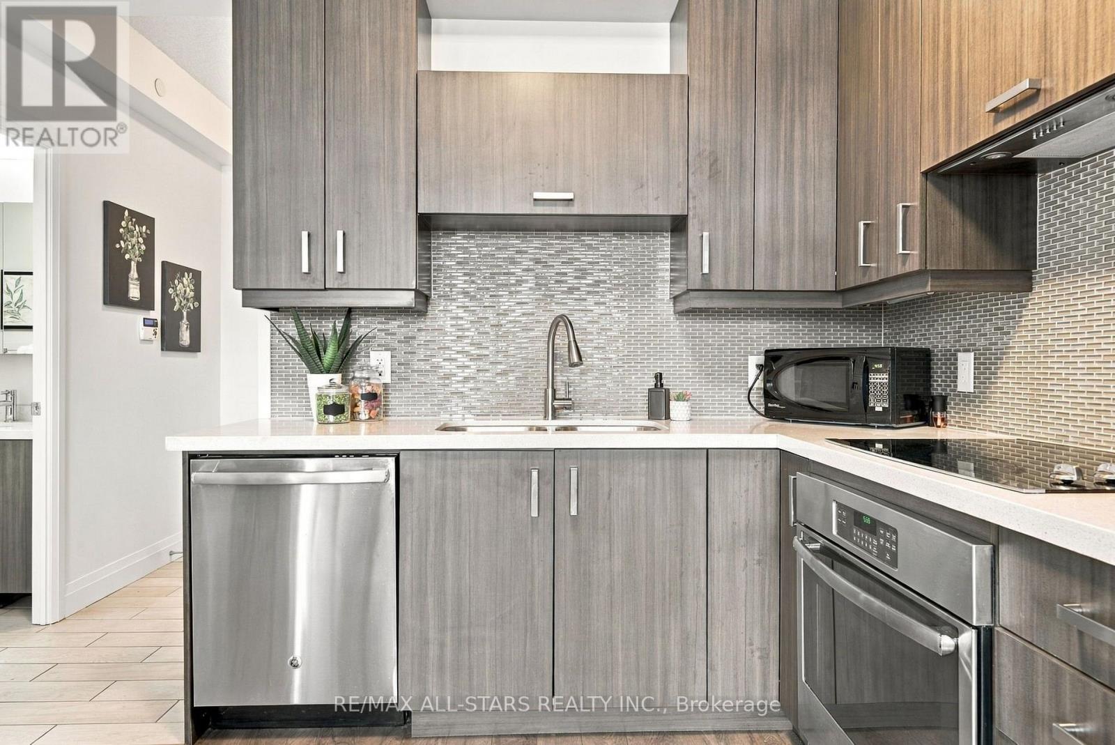 312 - 28 Uptown Drive, Markham, Ontario  L3R 5M5 - Photo 7 - N13801208