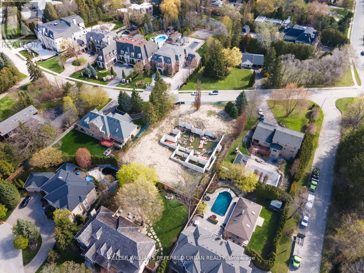 6 Maryvale Crescent, Richmond Hill, Ontario  L4C 6P8 - Photo 7 - N13801280