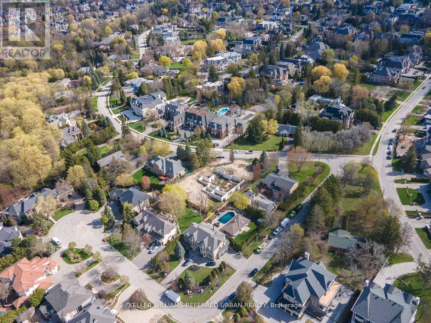 6 Maryvale Crescent, Richmond Hill, Ontario  L4C 6P8 - Photo 9 - N13801280