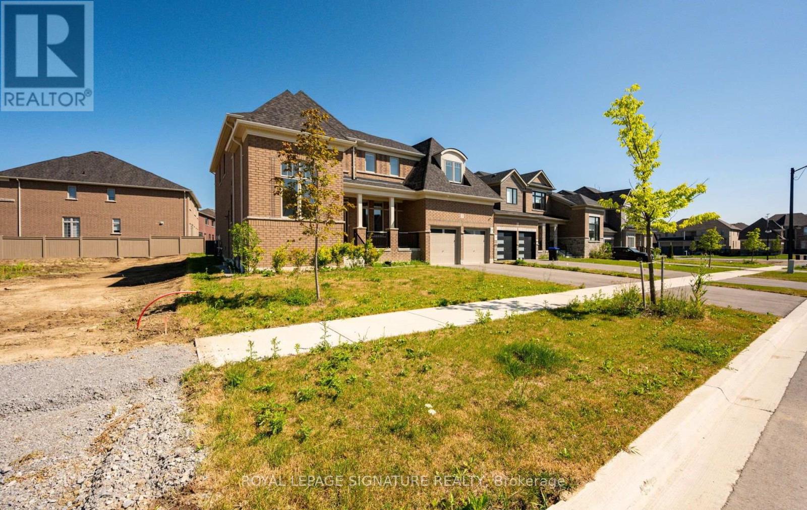 8 Mayflower Gardens, Adjala-Tosorontio (Colgan), Ontario  L0G 1W0 - Photo 4 - N13801350