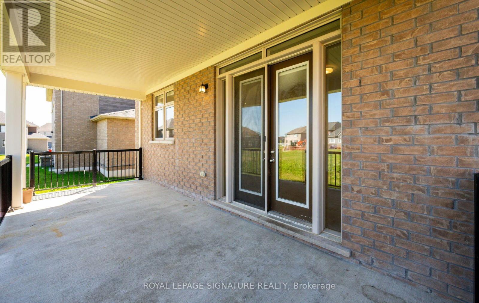 8 Mayflower Gardens, Adjala-Tosorontio (Colgan), Ontario  L0G 1W0 - Photo 40 - N13801350