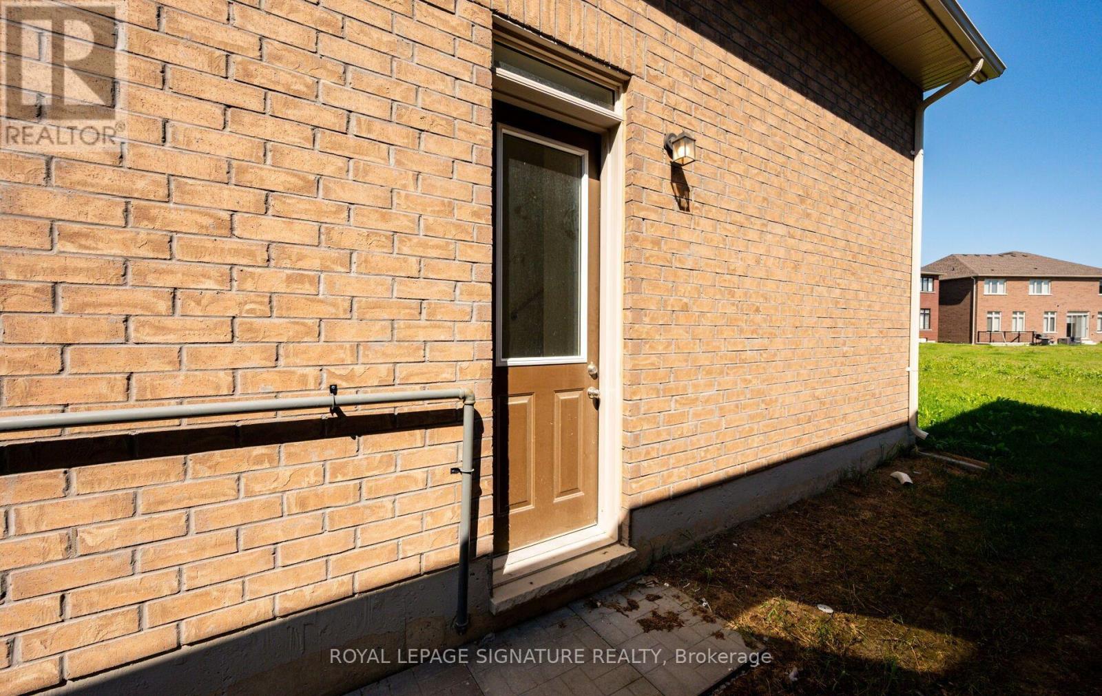 8 Mayflower Gardens, Adjala-Tosorontio (Colgan), Ontario  L0G 1W0 - Photo 48 - N13801350
