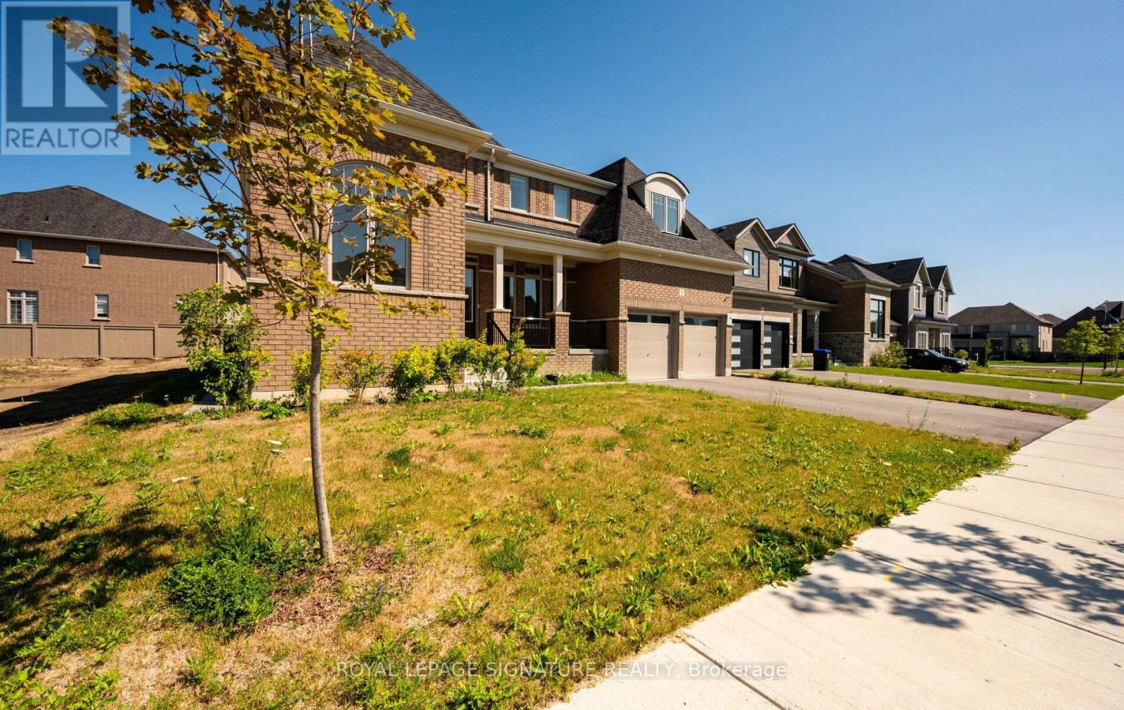 8 Mayflower Gardens, Adjala-Tosorontio (Colgan), Ontario  L0G 1W0 - Photo 5 - N13801350