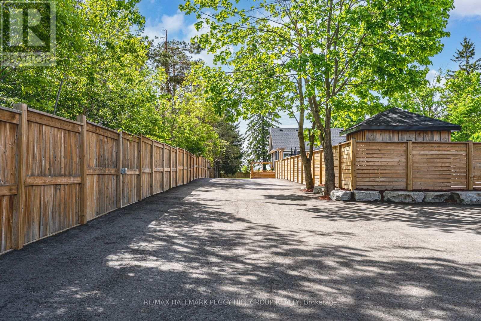 2484 Highway 11 S, Oro-Medonte, Ontario  L0L 2E0 - Photo 32 - S13801394