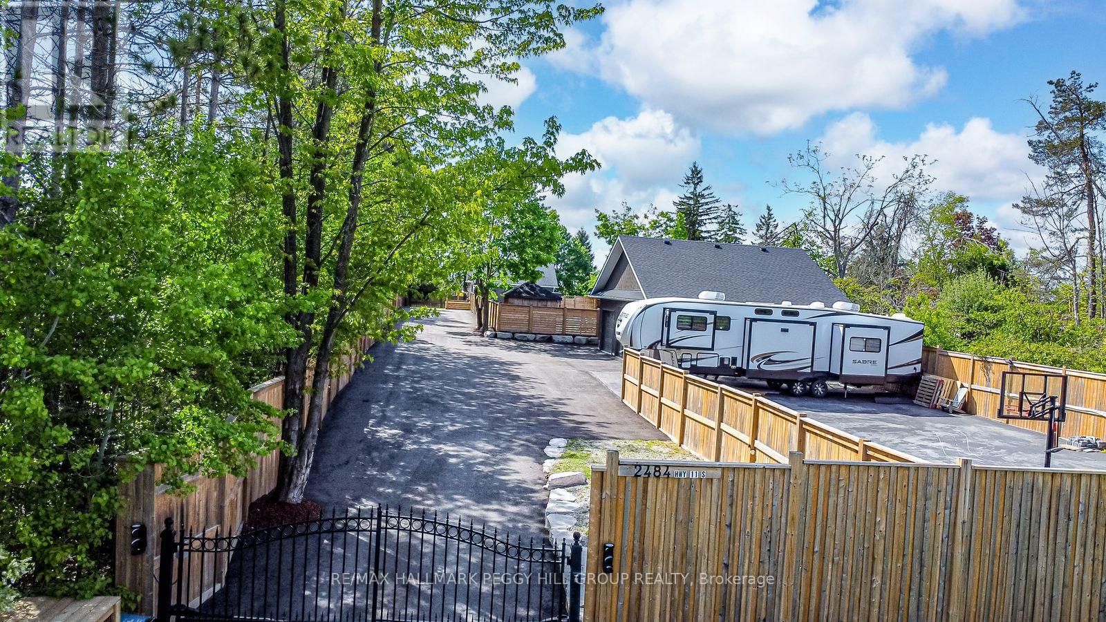 2484 Highway 11 S, Oro-Medonte, Ontario  L0L 2E0 - Photo 4 - S13801394