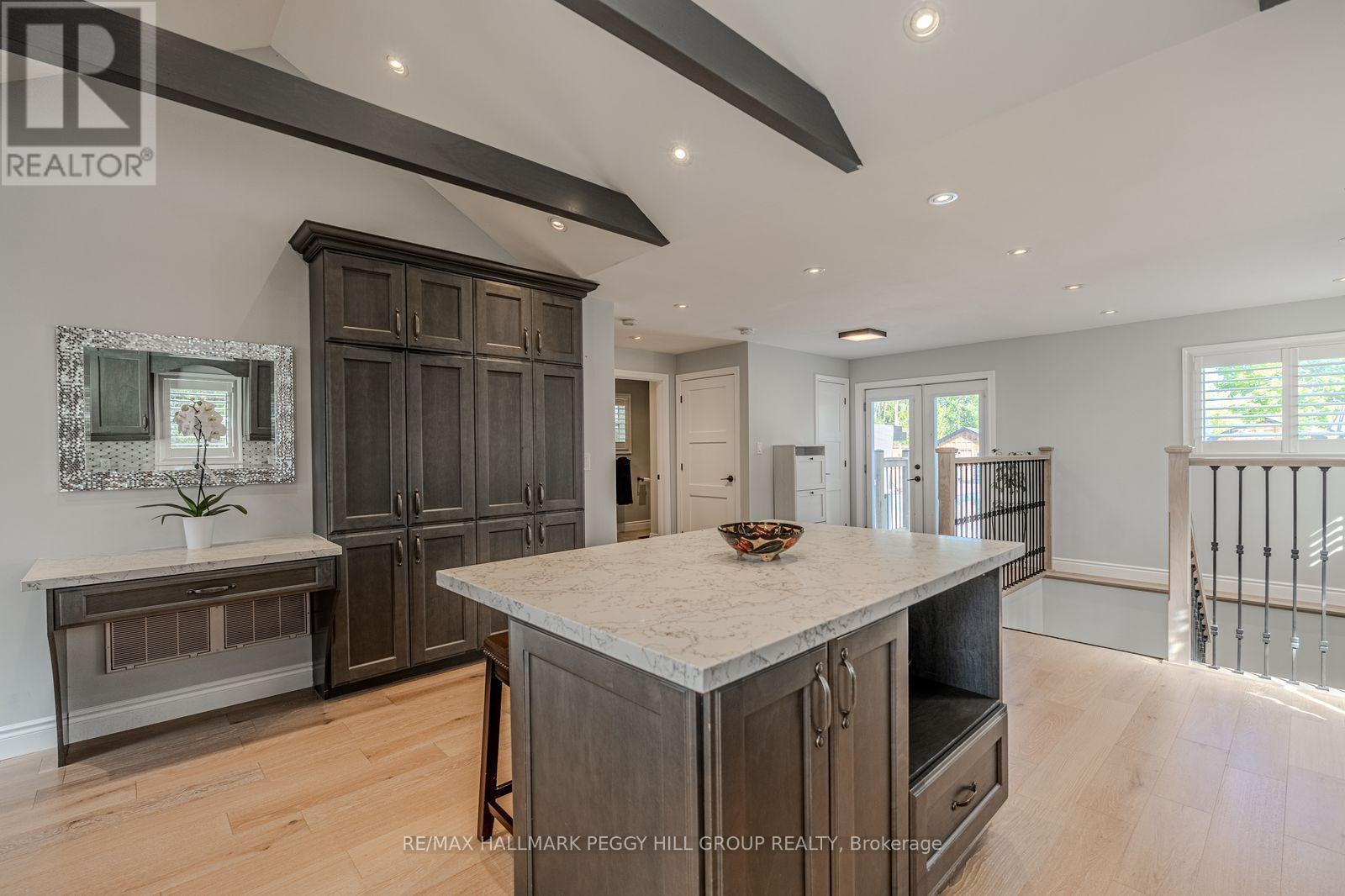 2484 Highway 11 S, Oro-Medonte, Ontario  L0L 2E0 - Photo 7 - S13801394