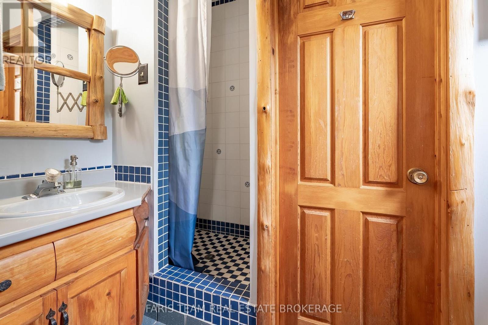 3400 Baldwick Lane, Springwater, Ontario  L0M 1T2 - Photo 13 - S13801498
