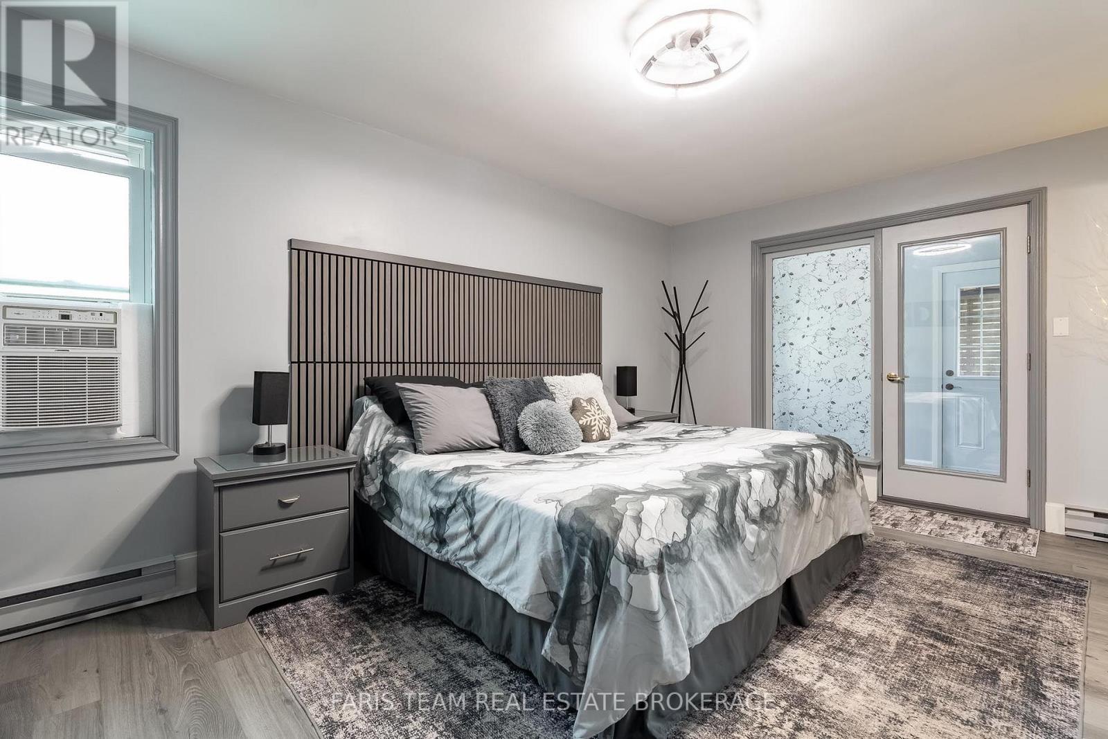 3400 Baldwick Lane, Springwater, Ontario  L0M 1T2 - Photo 16 - S13801498