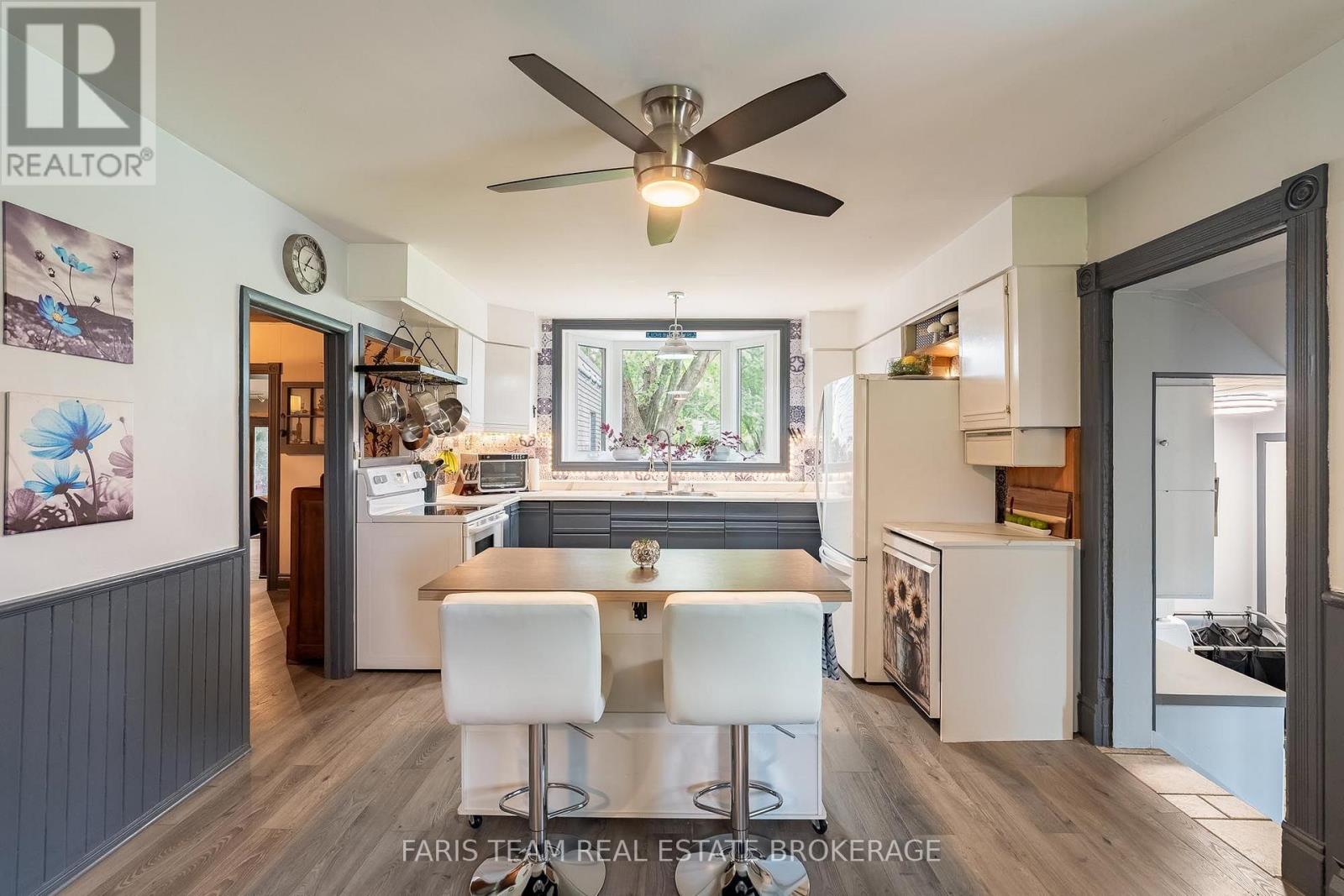 3400 Baldwick Lane, Springwater, Ontario  L0M 1T2 - Photo 6 - S13801498