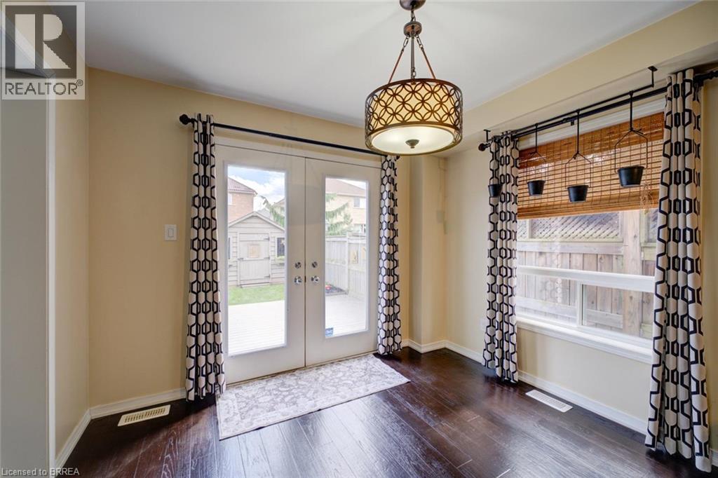 15 Davidson Court, Brantford, Ontario  N3S 0C6 - Photo 16 - 40862298