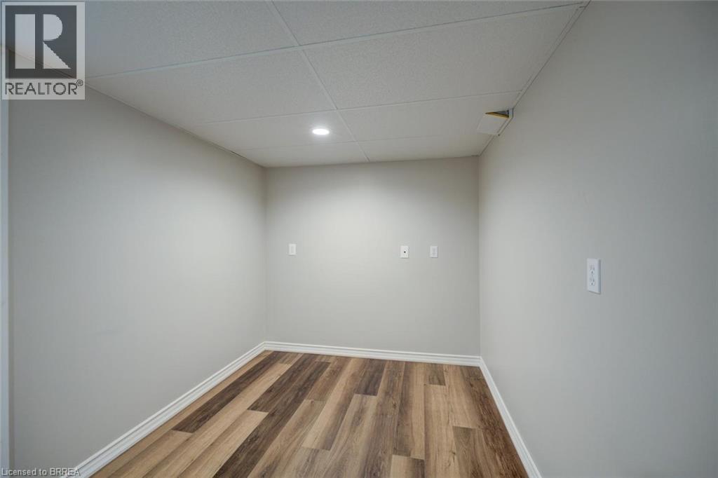15 Davidson Court, Brantford, Ontario  N3S 0C6 - Photo 39 - 40862298