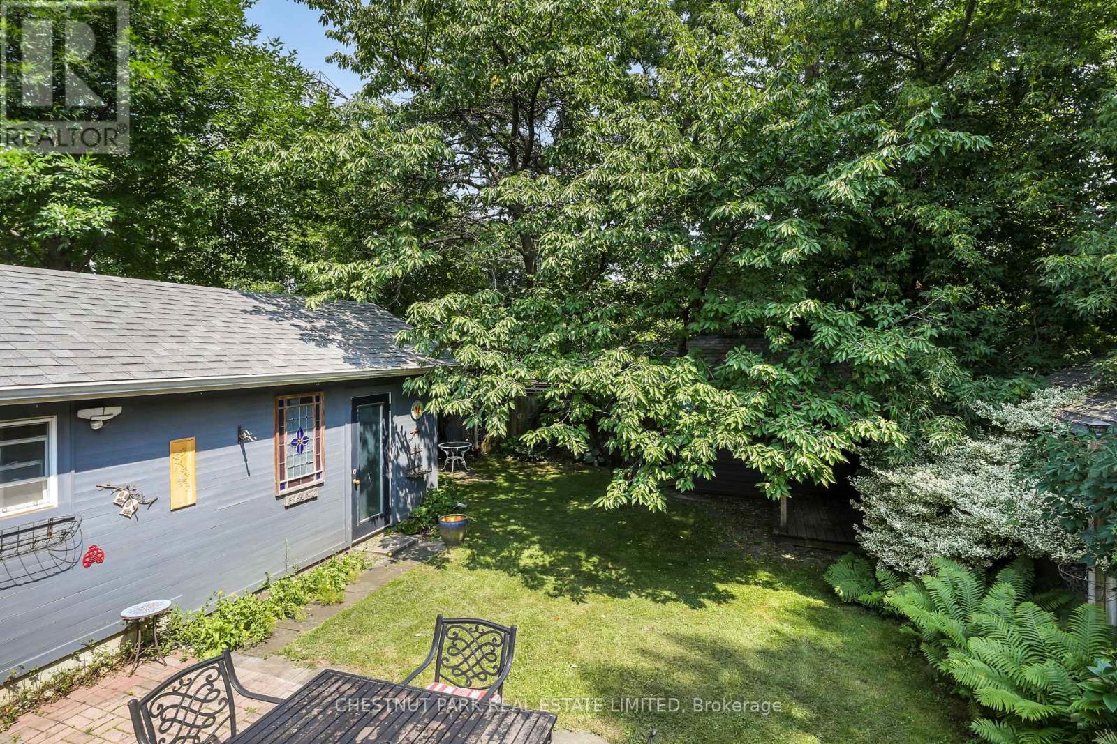 27 Cedarcrest Drive, Toronto, Ontario  M9A 2V4 - Photo 16 - W13801196