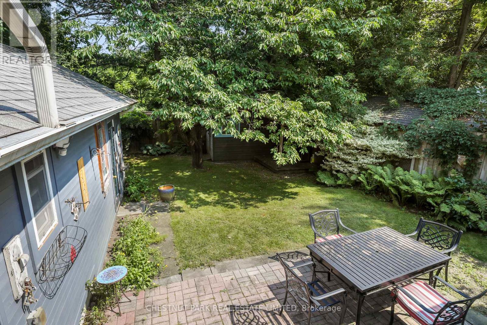 27 Cedarcrest Drive, Toronto, Ontario  M9A 2V4 - Photo 20 - W13801196