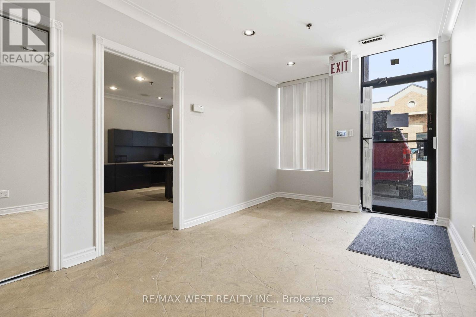16 - 1320 Mid-Way Boulevard, Mississauga, Ontario  L5T 2K4 - Photo 2 - W13801198