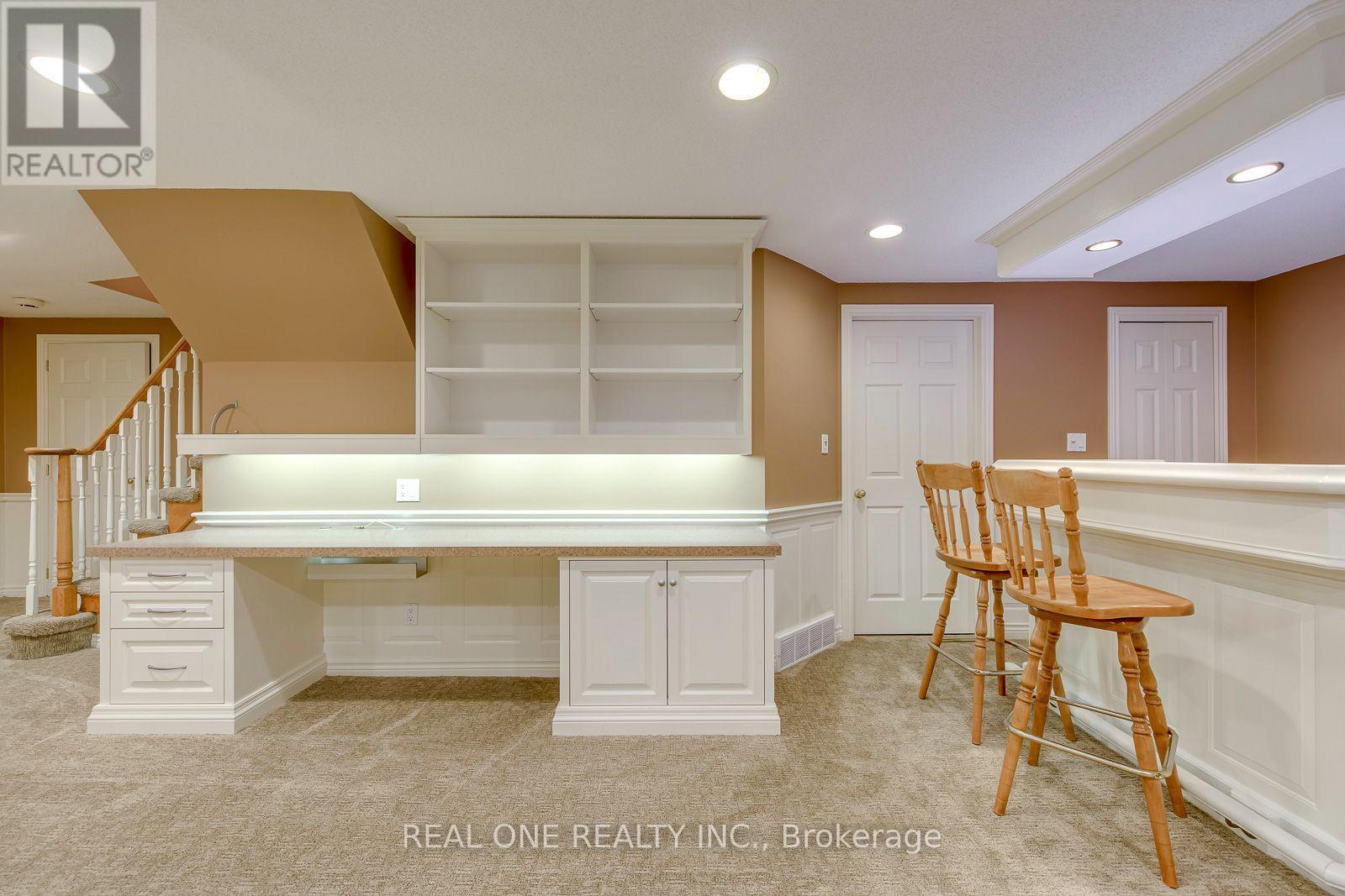 3944 Glamis Court, Mississauga, Ontario  L5L 3N5 - Photo 27 - W13801206