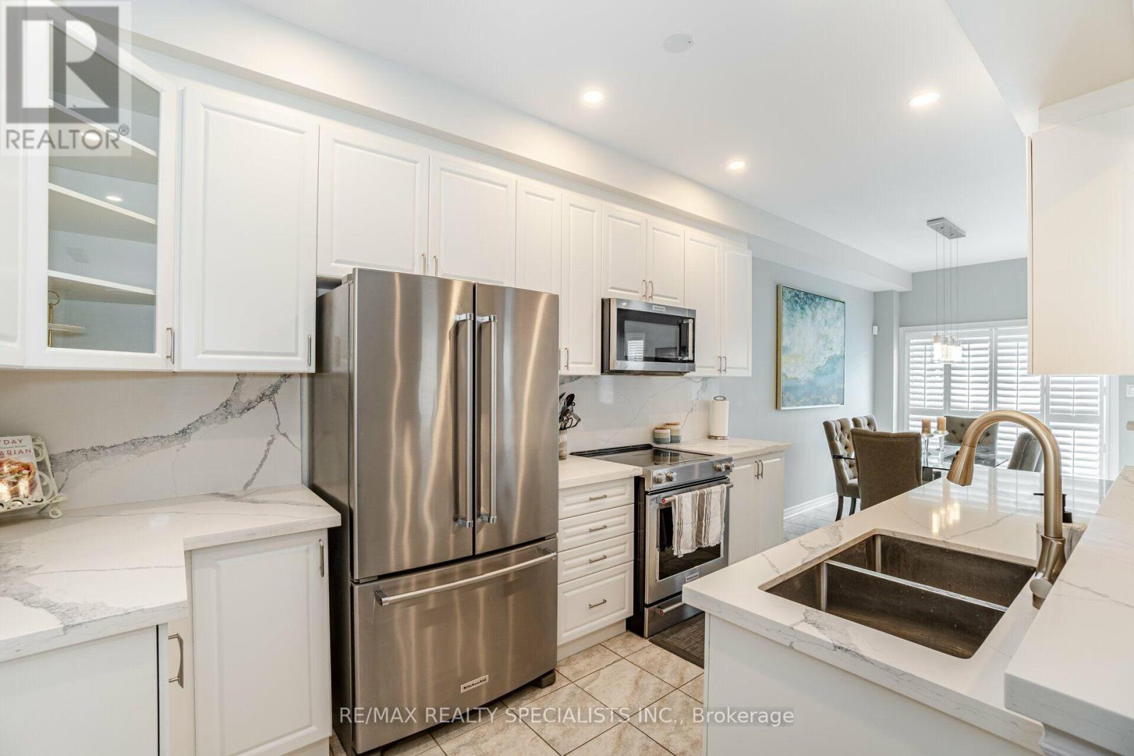 93 Yardley Crescent, Brampton, Ontario  L6X 5L8 - Photo 14 - W13801210