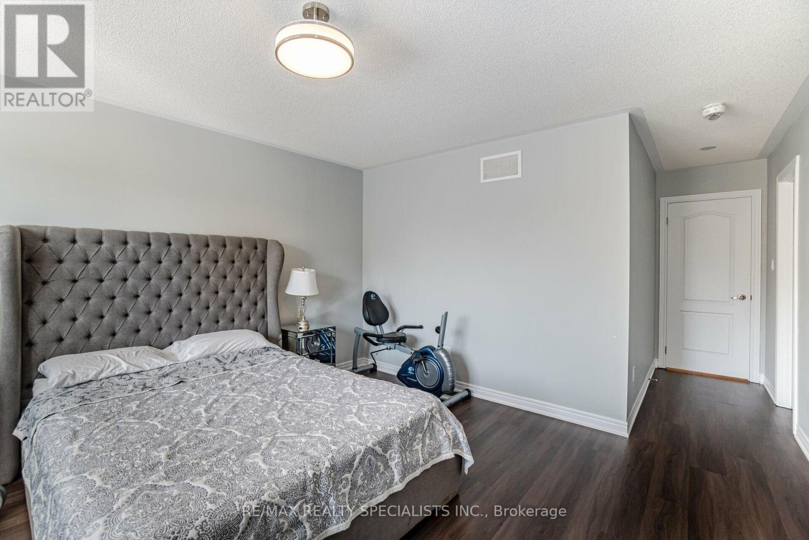93 Yardley Crescent, Brampton, Ontario  L6X 5L8 - Photo 28 - W13801210