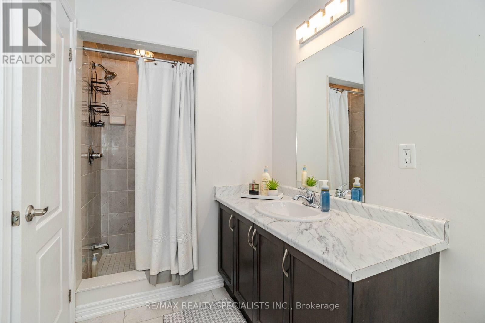 93 Yardley Crescent, Brampton, Ontario  L6X 5L8 - Photo 31 - W13801210