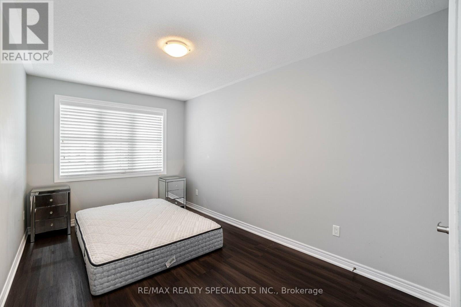 93 Yardley Crescent, Brampton, Ontario  L6X 5L8 - Photo 35 - W13801210