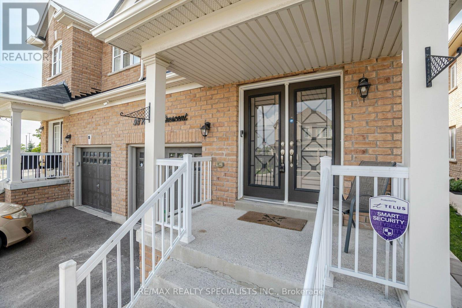 93 Yardley Crescent, Brampton, Ontario  L6X 5L8 - Photo 5 - W13801210