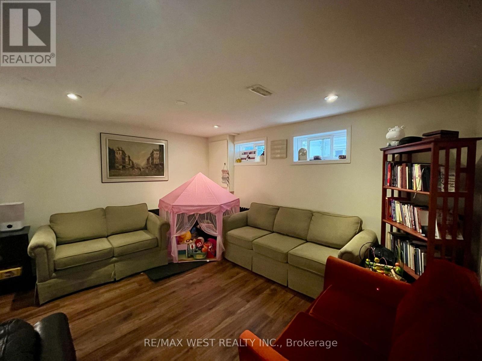 49 Braddock Road, Toronto, Ontario  M9W 5H6 - Photo 13 - W13801220