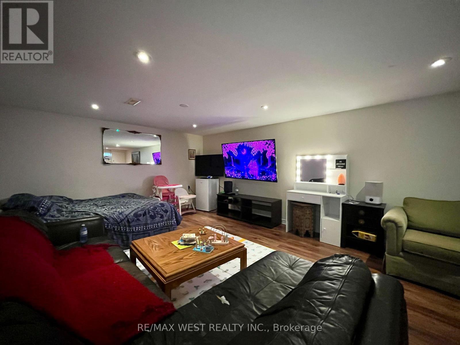 49 Braddock Road, Toronto, Ontario  M9W 5H6 - Photo 14 - W13801220