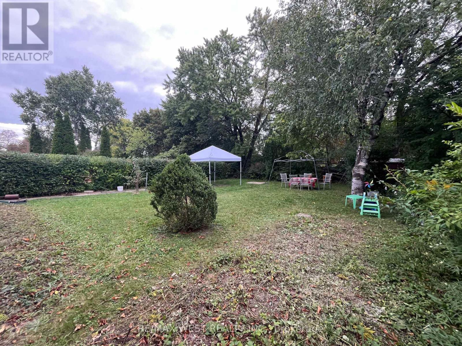 49 Braddock Road, Toronto, Ontario  M9W 5H6 - Photo 2 - W13801220
