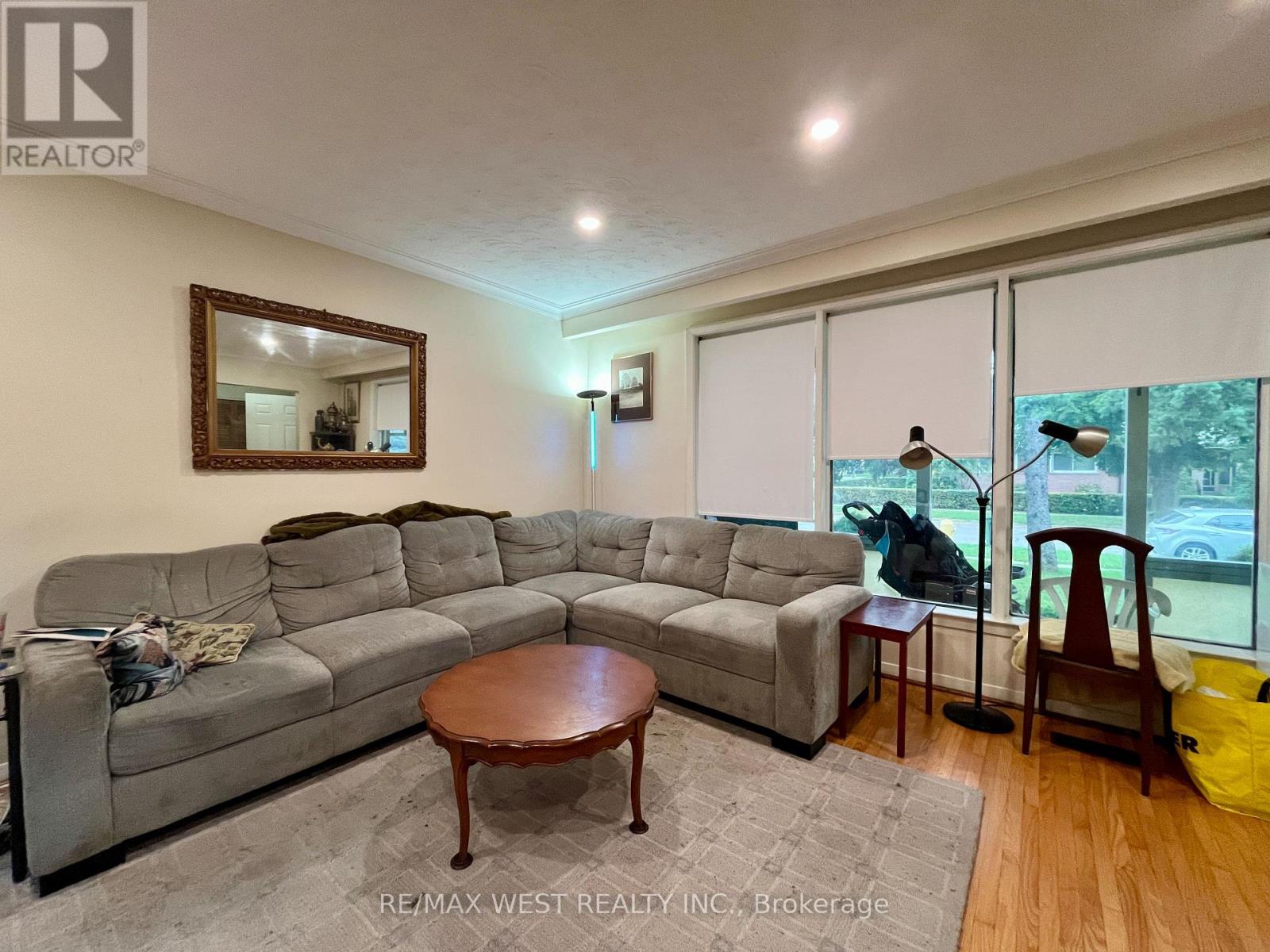 49 Braddock Road, Toronto, Ontario  M9W 5H6 - Photo 4 - W13801220
