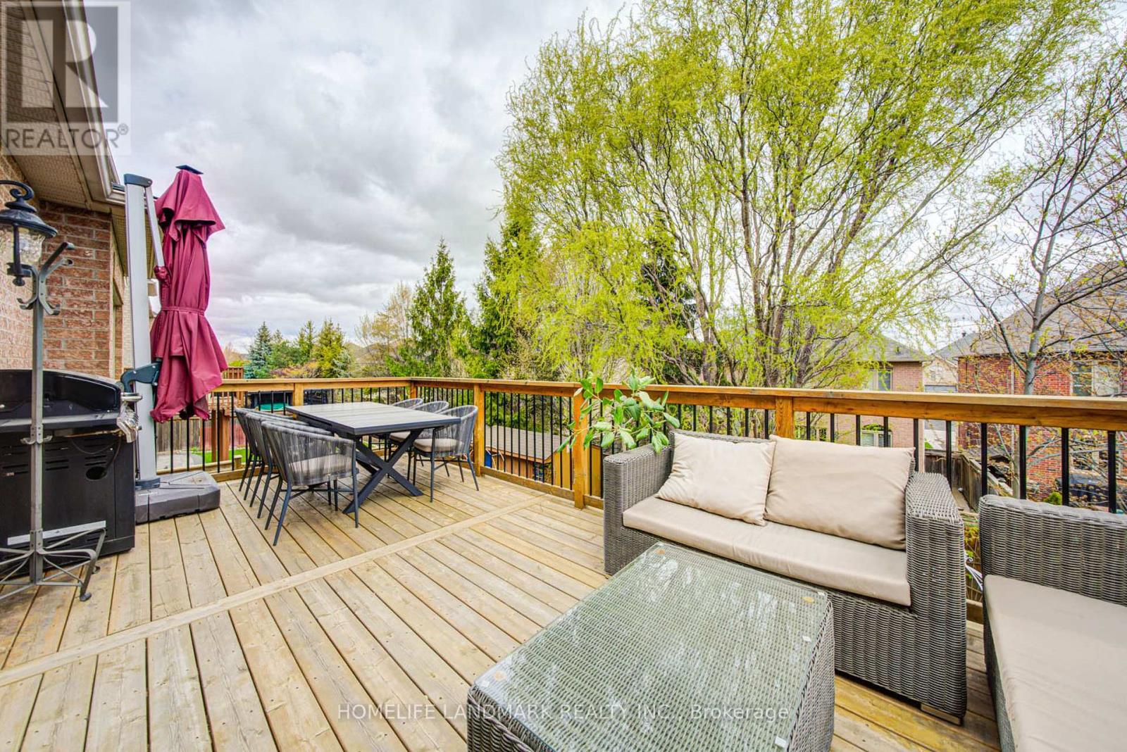 2323 Awenda Drive, Oakville, Ontario  L6H 7J7 - Photo 49 - W13801238