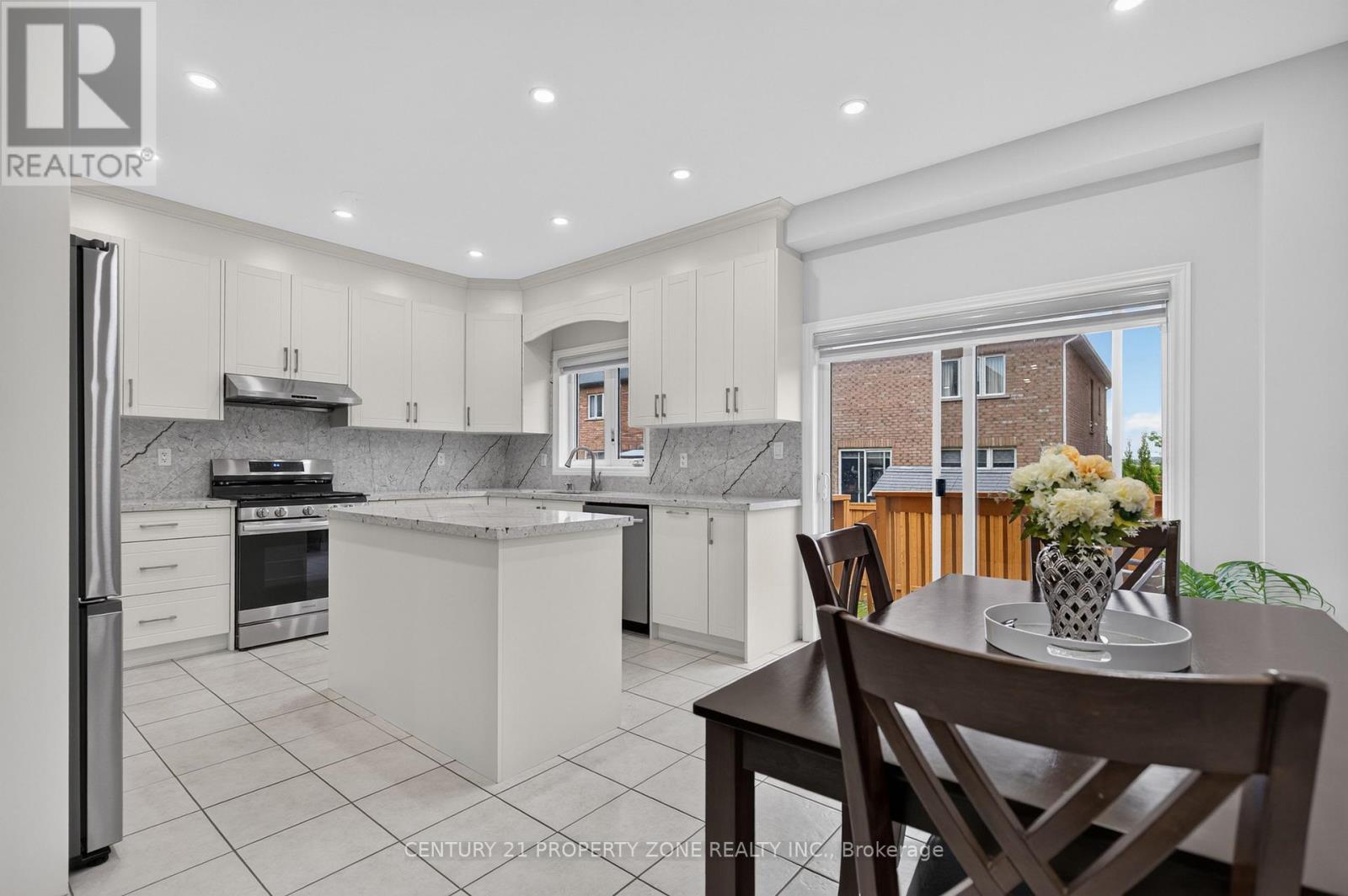 11 Selsdon Street, Brampton, Ontario  L6X 3E3 - Photo 15 - W13801328