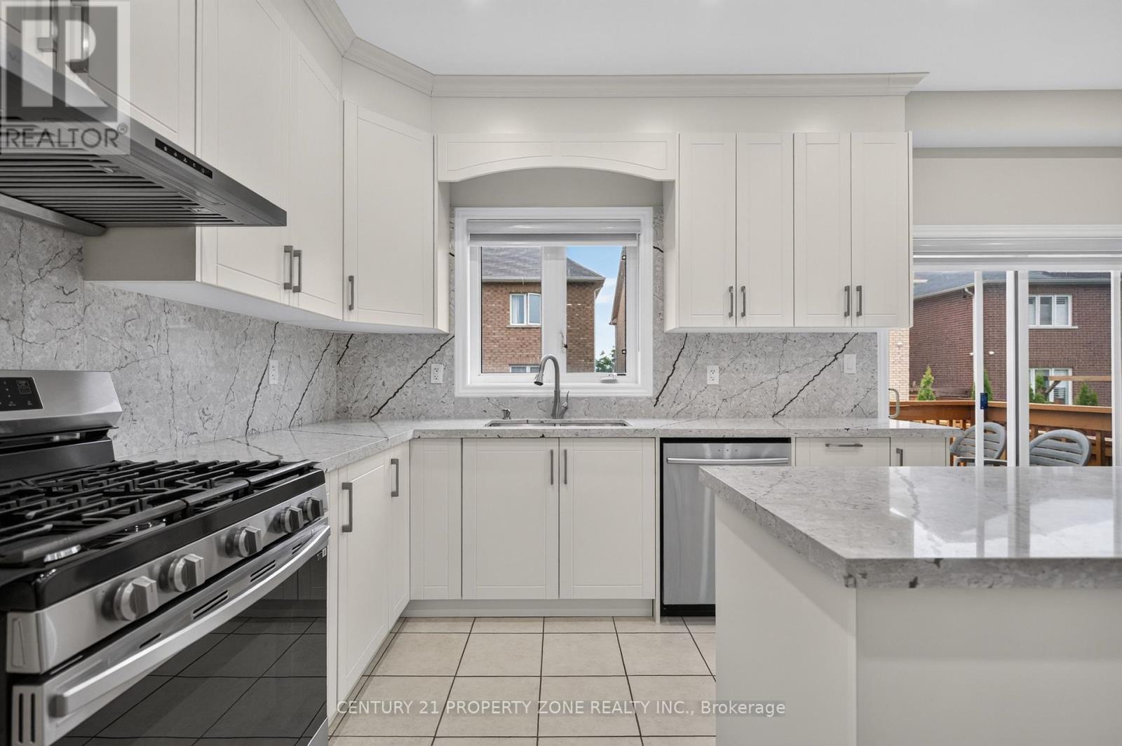 11 Selsdon Street, Brampton, Ontario  L6X 3E3 - Photo 19 - W13801328