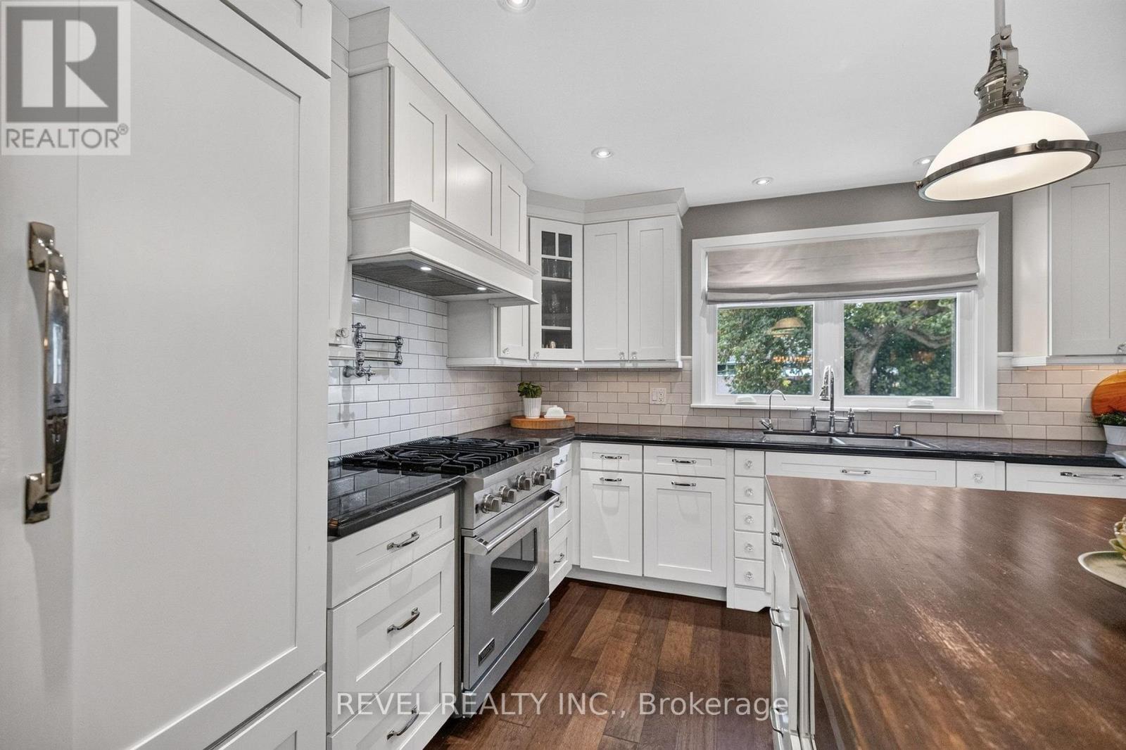 100 Robinwood Crescent, Milton, Ontario  L9T 2C3 - Photo 19 - W13801458