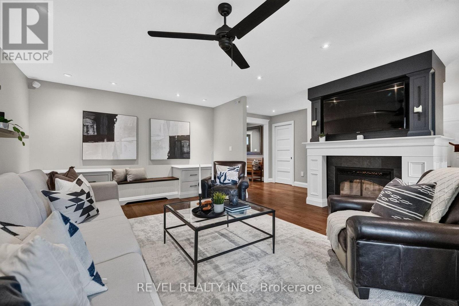 100 Robinwood Crescent, Milton, Ontario  L9T 2C3 - Photo 8 - W13801458