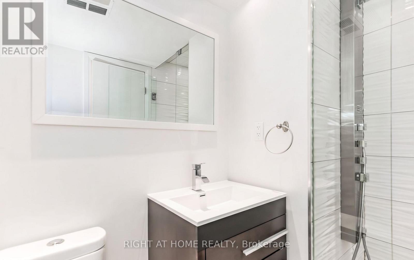 305 - 1300 Mississauga Valley Boulevard, Mississauga, Ontario L5A 3S8 - Photo 12 - W13801478