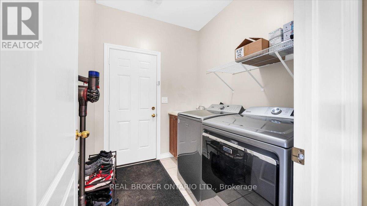 636 Serafini Crescent, Milton, Ontario  L9T 7P1 - Photo 20 - W13801492